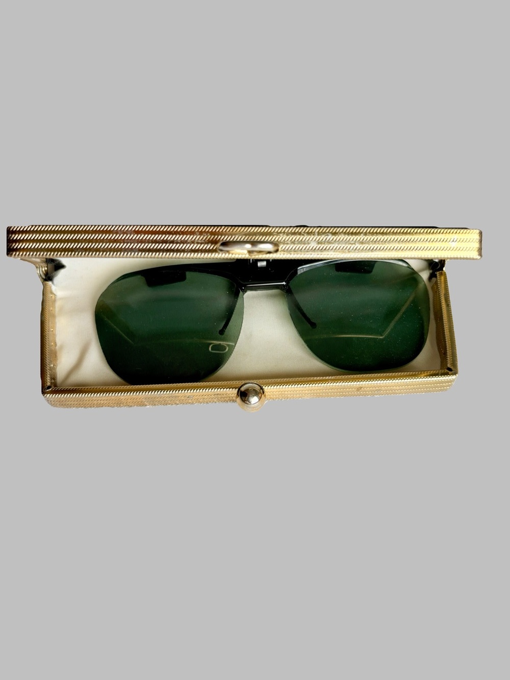 Vintage 50s 60s Clip On Sunglasses & Atomic Starburst Clamshell Case